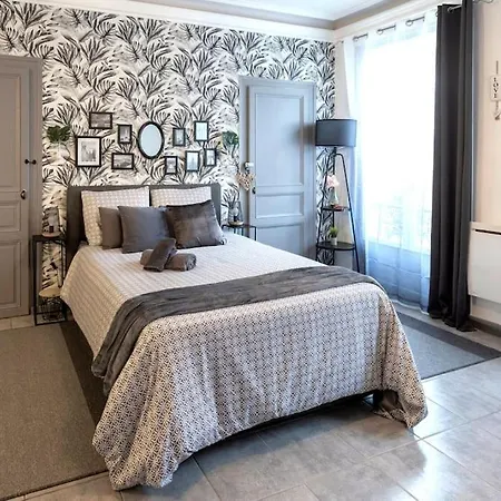 La Halte Troyenne - Gare - Parking - Confort & Cosy - Rent Immo Appartement Sainte-Savine